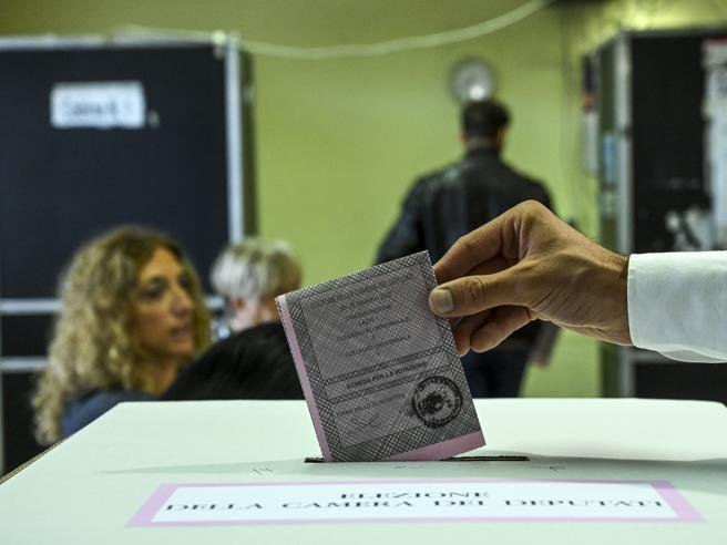 Accordo imminente per abbassare la soglia di sbarramento alle elezioni europee, richieste di riforme al PNRR e atteso terzo versamento