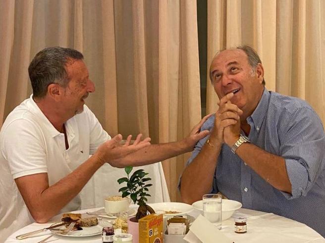 Amadeus e Gerry Scotti: un'inedita alleanza per Sanremo 2024?