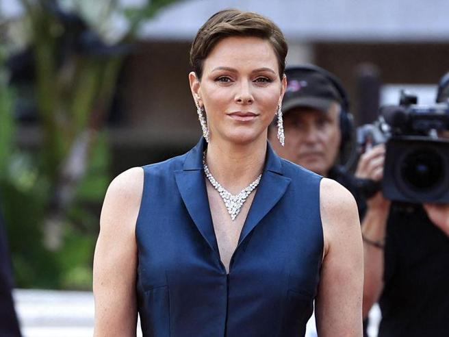 Charlene di Monaco vive separata dal marito Alberto in Svizzera: svelati i dettagli