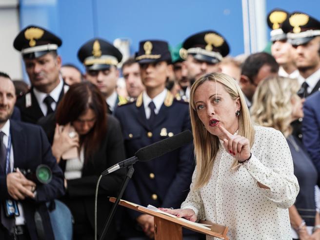 Contrasto alla criminalità giovanile: il decreto Caivano divide l'opinione pubblica e le proposte del governo