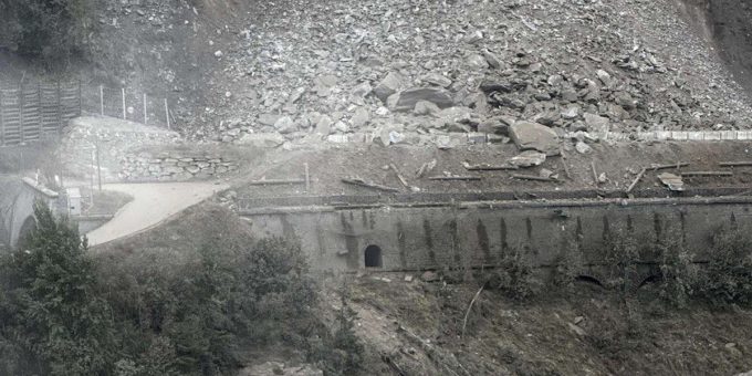 Difficoltà logistiche nel trasporto delle merci verso Francia e Germania a causa del traffico bloccato al Monte Bianco