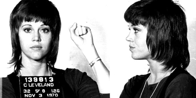 Donald Trump arrestato: l'ex presidente torna al centro dell'attenzione mediatica