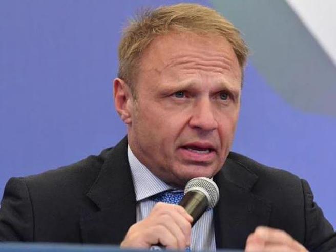 Il ministro Lollobrigida provoca scandalo con la sua dichiarazione sul cibo dei poveri in Italia