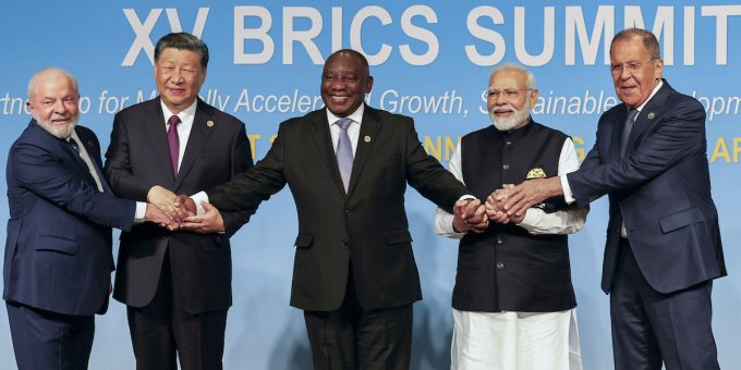 L'espansione dei BRICS: nuovi membri in vista per una cooperazione internazionale più ampia