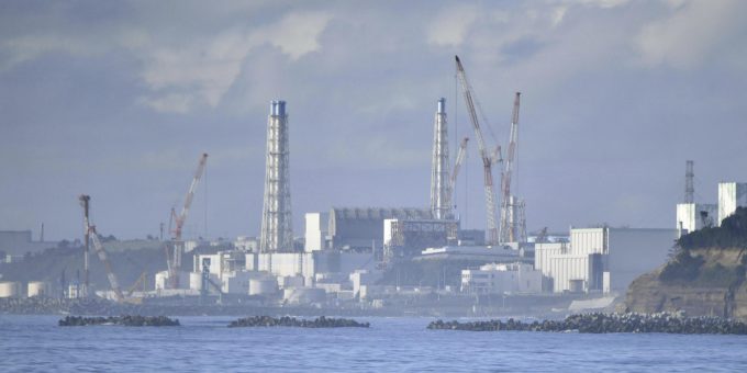Lo scarico in mare delle acque radioattive di Fukushima scatena preoccupazioni e tensioni internazionali