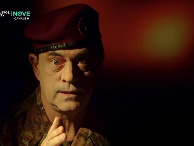 Maurizio Crozza denuncia sessismo e critica Casapound con una parodia incisiva