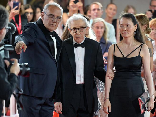 Movimenti contro le accuse: la controversa presenza di Woody Allen a Venezia 2023
