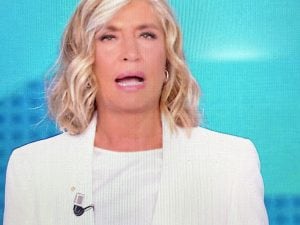 Myrta Merlino prende il posto di Barbara D'Urso su Pomeriggio Cinque: debutto e curiosità sulla sua vita