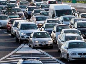 Rientro dal mare: traffico caotico a Roma, bollino rosso sulle principali vie di accesso