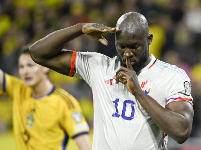 Romelu Lukaku ufficialmente alla Roma: l'attesa è grande, Paulo Dybala sorride al trasferimento