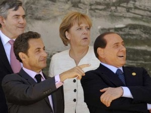 Sarkozy e Merkel: la richiesta congiunta di dimissioni a Berlusconi nel 2011