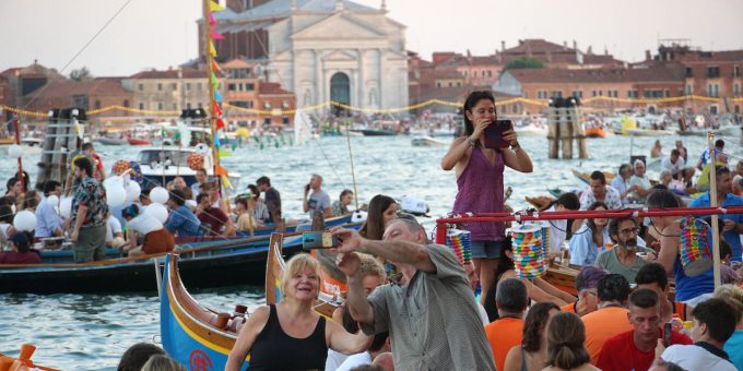 Ticket d'ingresso a Venezia: una sperimentazione per un turismo sostenibile e preservare il patrimonio