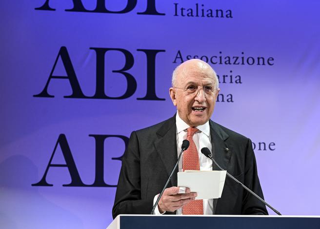 ABI: Tassa sugli extraprofitti bancari danneggia fiducia e mercato