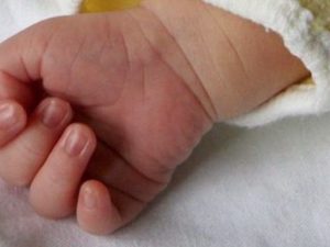 Bambino morto a Portogruaro: caso in indagine solleva domande