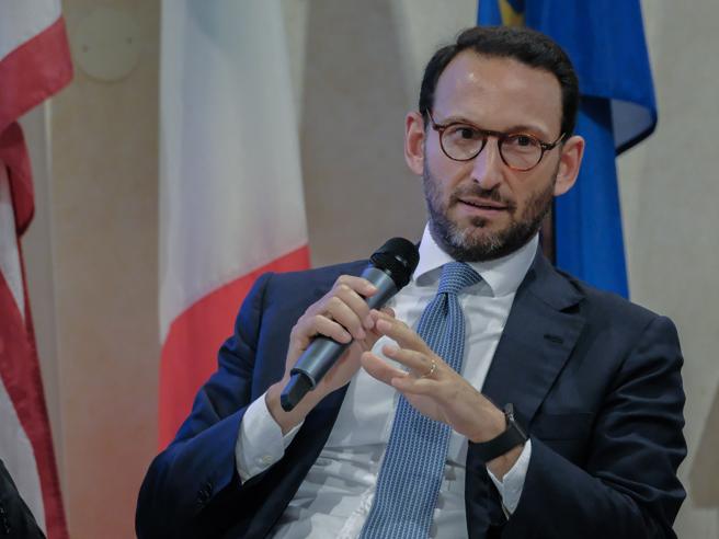 Bonus benzina, pensioni anticipate e investimenti in sanità: le sfide del governo per il futuro