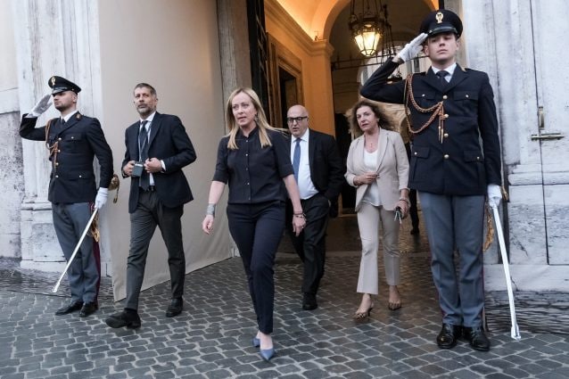 Caivano sotto scacco: minacce al premier, presidi nel Parco Verde, l'appello disperato di una madre