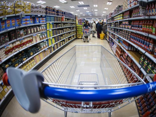 Crisi economica italiana nel secondo trimestre: diminuzione del PIL e aumento della disoccupazione