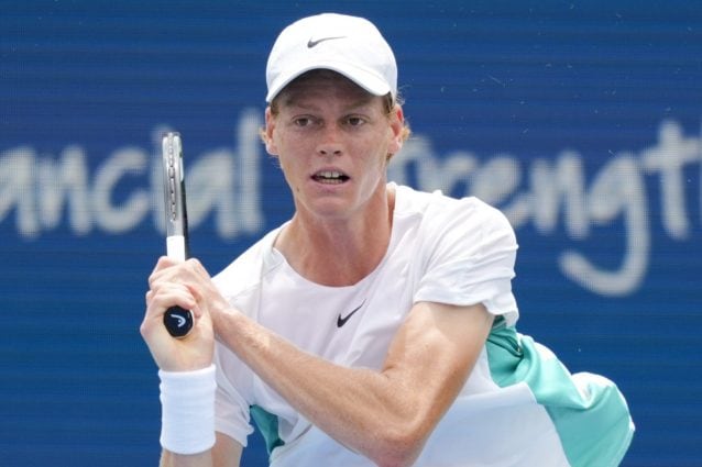 Djokovic trionfa nel primo turno degli US Open 2023, segui le sfide tra Sinner, Hanfmann, Berrettini e Humbert su Fanpage