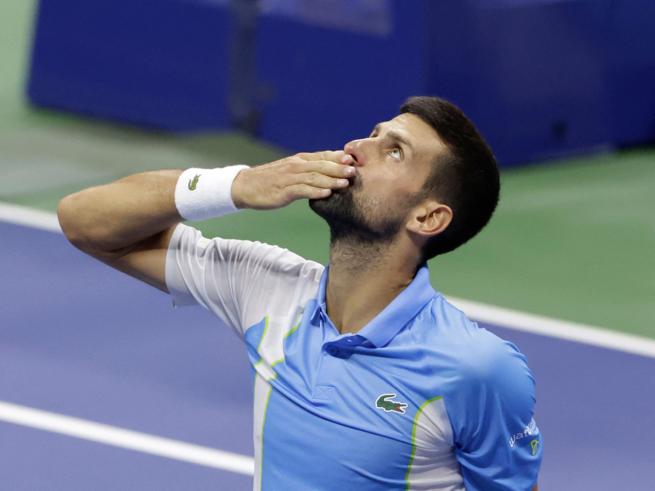 Djokovic vince contro Shelton, il primo finalista degli US Open