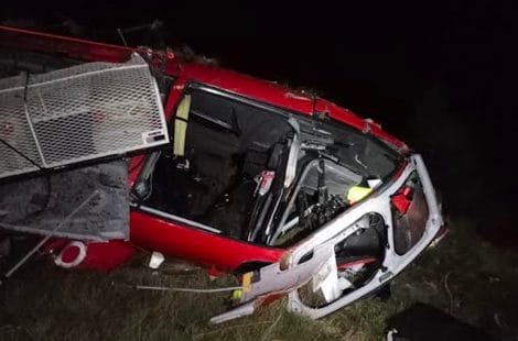 Elicottero precipita in Valtellina a causa di un cavo dell'alta tensione: tre feriti e indagini in corso