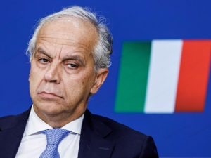 EuMed9: Meloni cerca intesa sui migranti, Francia e Italia con