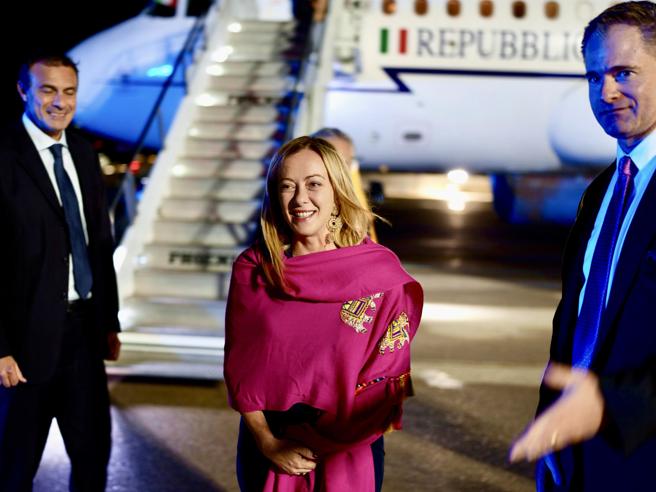 Giorgia Meloni salta evento ONU con Biden per cena in pizzeria
