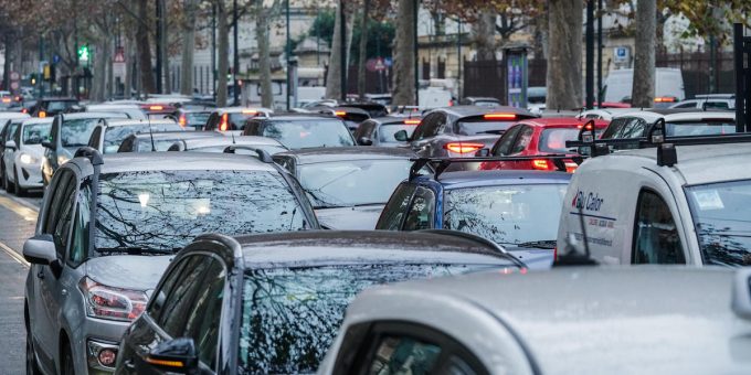 Governo approva decreto per ritardare blocco auto diesel Euro5 in Piemonte al 2024: l'ambiente tutelato senza compromessi