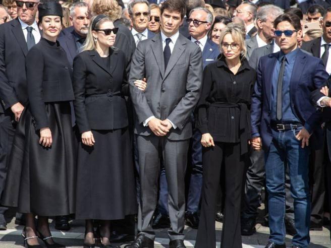 I figli di Berlusconi accettano l'eredità di Fininvest senza litigi