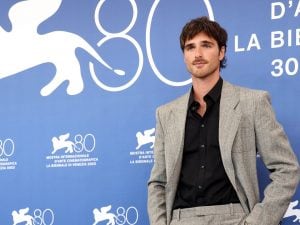 I protagonisti del Cinema di Venezia 2023: icone di stile e momenti di moda indimenticabili