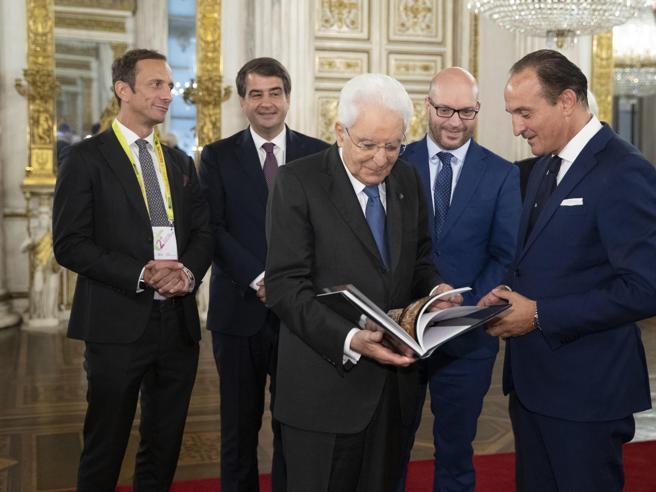 Il Presidente Mattarella incontra i governatori regionali per il servizio sanitario e l'autonomia