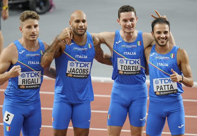 Italia sorprende in staffetta 4x100 ai Mondiali di atletica di Budapest: qualificazione storica