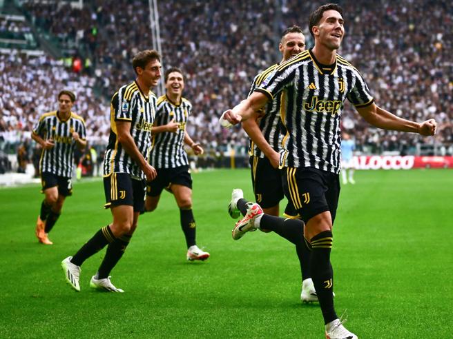 Juventus trionfa 3-1 contro la Lazio, Vlahovic protagonista