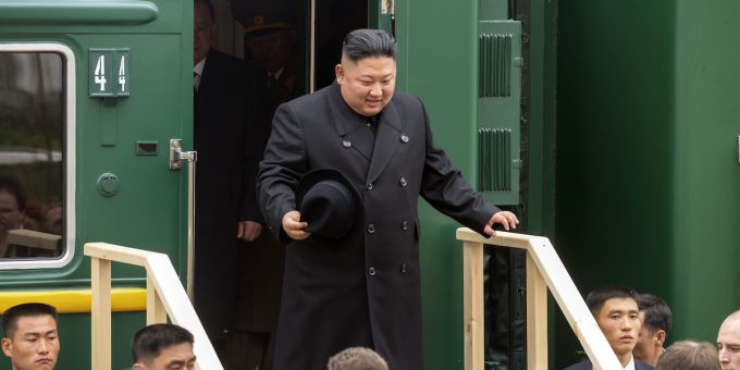 Kim Jong-un e Putin si incontrano in Russia in mezzo alle tensioni internazionali