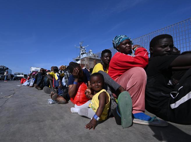 L'Italia chiede tempo per il Patto migranti, nuova disputa con la Germania