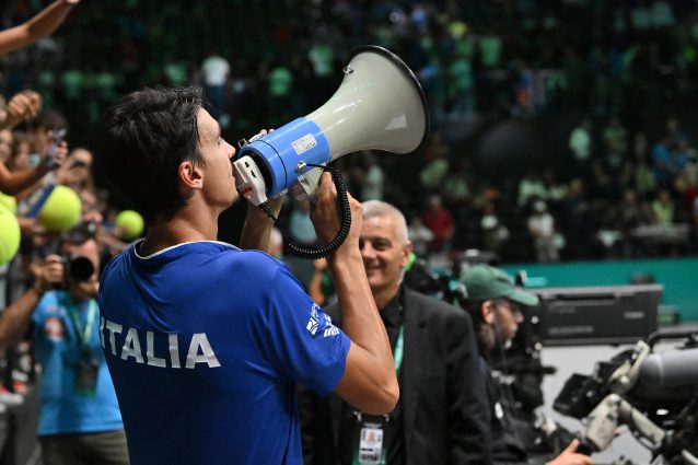 L'Italia si qualifica per i quarti di finale della Coppa Davis 2023 contro l'Olanda