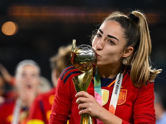 La Spagna trionfa ai Mondiali femminili di calcio, nonostante la tragica perdita di Olga Carmona