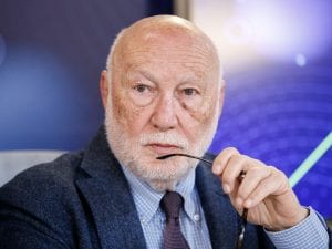 Muore a 85 anni il sociologo italiano Domenico De Masi: cordoglio nazionale