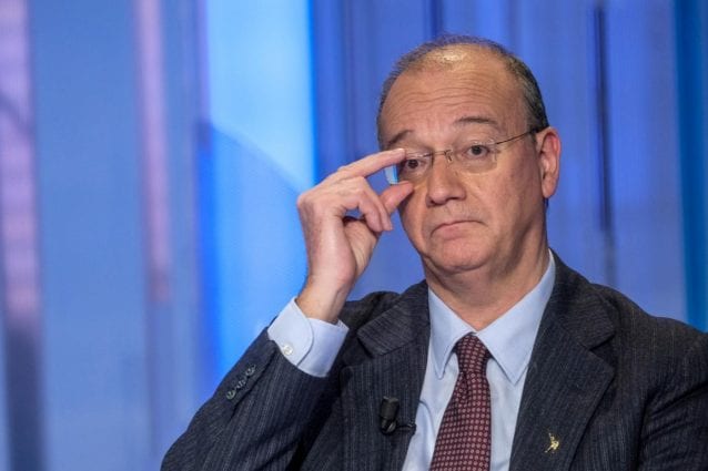 Opinione del Tar: bocciatura indiscriminata alle medie senza senso, sostiene il ministro Valditara