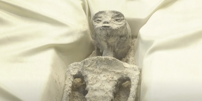 Presentazione al Parlamento messicano: presunti corpi alieni con caratteristiche insolite