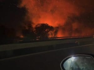 Serie di incendi in Sicilia: evacuazioni, chiusura aeroporti e sospensione voli