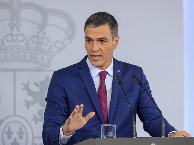 Spagna: Re Felipe VI incarica Pedro Sánchez di formare nuovo governo