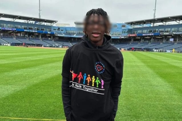 Una sfida mortale su TikTok: un ragazzo di 14 anni perde la vita dopo aver mangiato la patatina più piccante al mondo