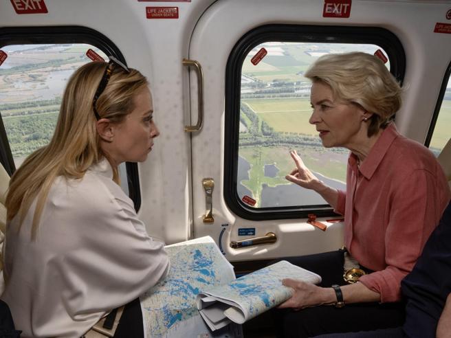 Visita di von der Leyen a Lampedusa per l'immigrazione e tragedia neonato